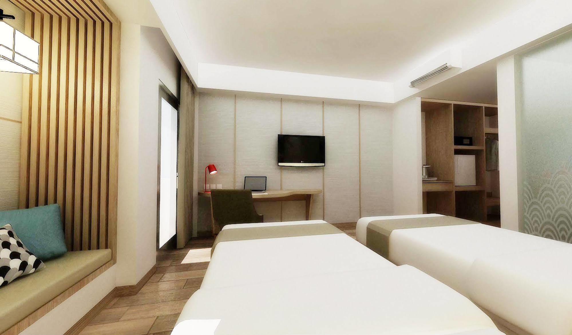 Hotel Santika Mega City Bekasi Exterior photo